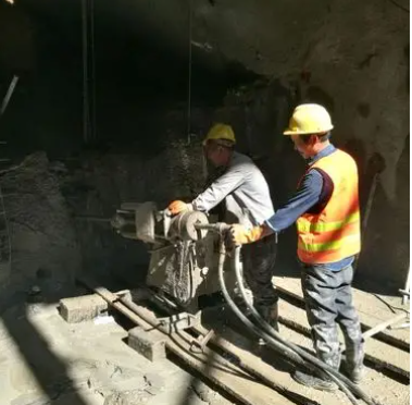 包河水下抗分散灌浆料特点 水下不分散注浆料介绍